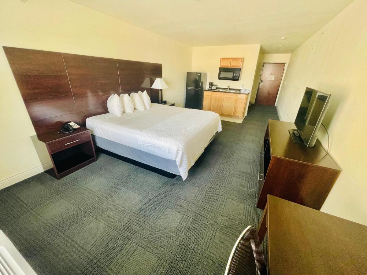 Fairbridge Inn & Suites Cuero Экстерьер фото