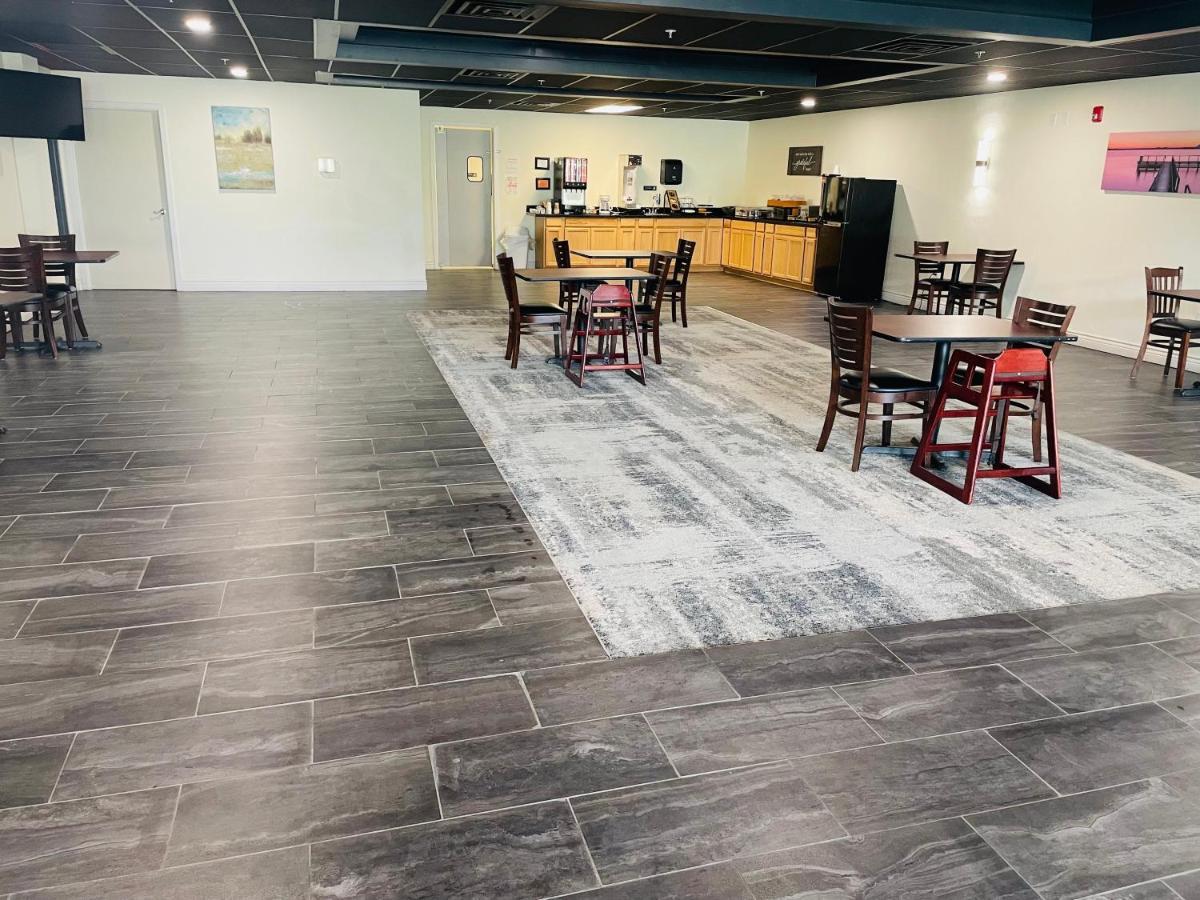 Fairbridge Inn & Suites Cuero Экстерьер фото