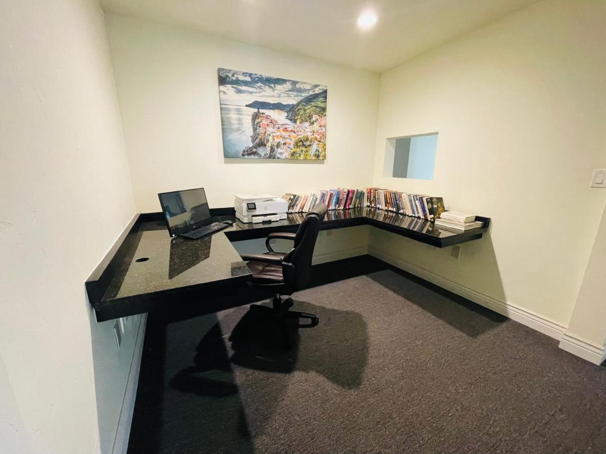 Fairbridge Inn & Suites Cuero Экстерьер фото